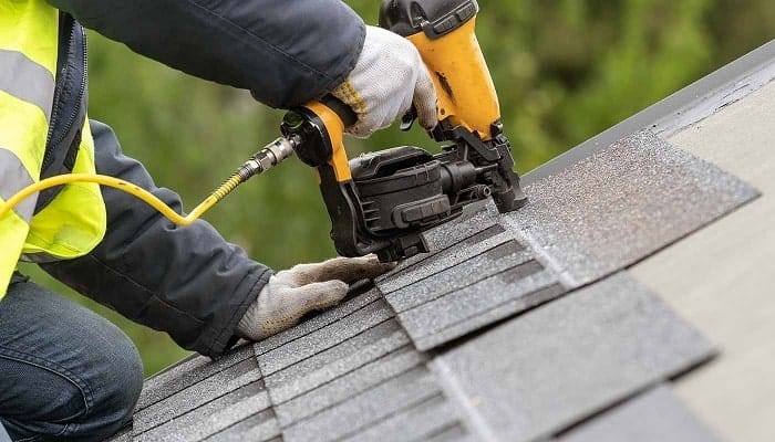 When to Replace a Roof in Florida